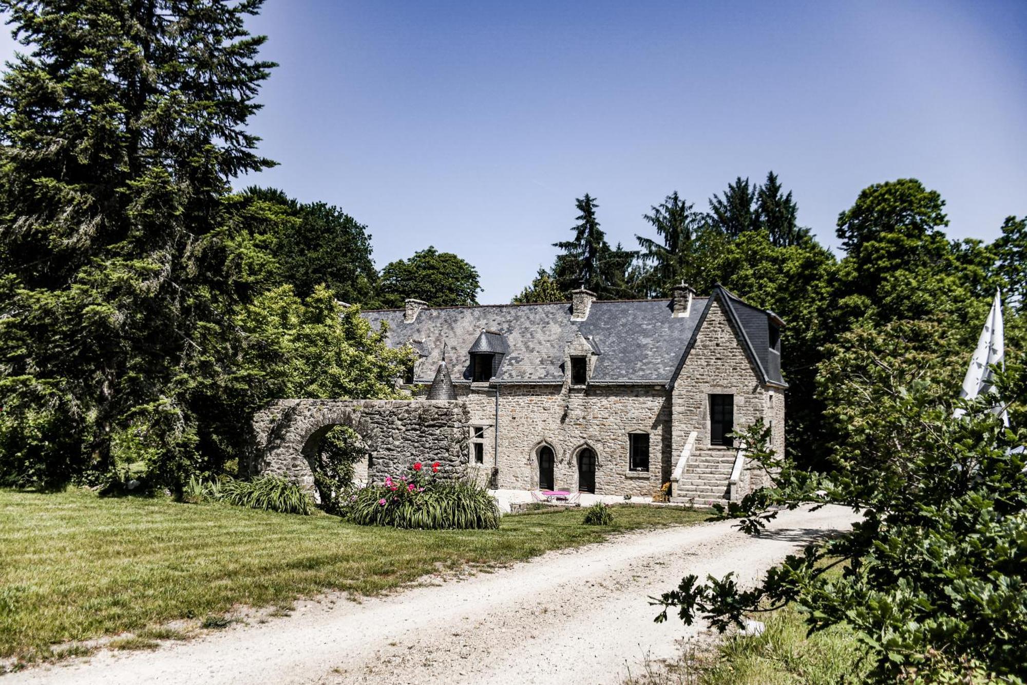 Le Manoir De Menglieu Acomodação com café da manhã Treffléan Exterior foto